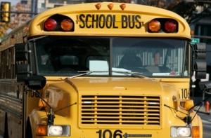 В США перевернулся автобус с 80 пассажирами