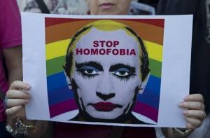 В России гомосексуалистов хотят лишать родительских прав