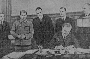 5 октября в истории Латвии: соседская помощь