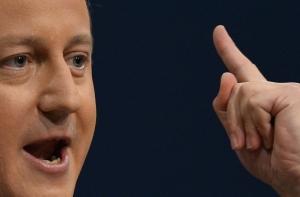 Кэмерон отказался от армрестлинга с Путиным