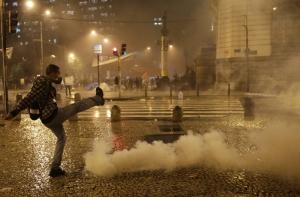 Мирные марши в Бразилии завершились насилием