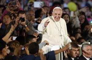 Американские спецслужбы следили также за Папой Римским