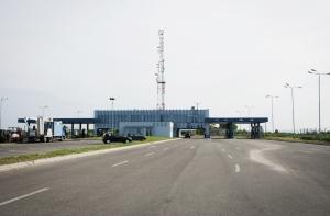 Большинство жителей Латвии - «за» покупку контрабандных товаров