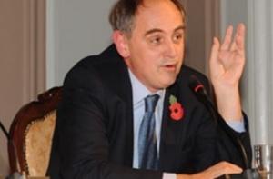 Обозреватель The Economist: в Латвии слишком мало хороших парней