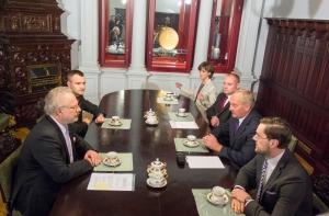 Комиссию по конституционному праву могли распустить из-за пиара Левитса