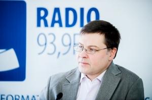 Премьер пока не отреагировал на жалобы сотрудников KNAB