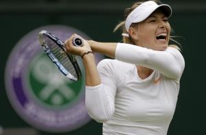 Шарапова потеряла место в первой тройке теннисного рейтинга