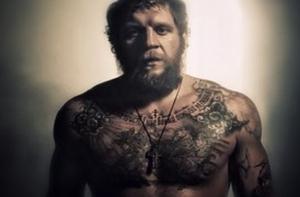 Очередной инцидент: Емельяненко избил туристов в Голландии