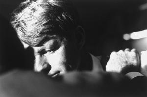 Мозг Джона Кеннеди похитил его брат Роберт