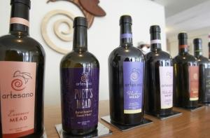 За оборот нелегального алкоголя в Елгаве задержано пять человек