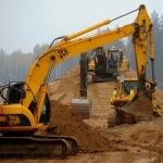 В Кулдиге найден украденный экскаватор