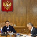 Онищенко стал помощником Медведева