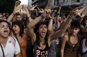 Положение женщины в мире улучшается