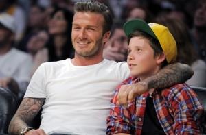 Сын Бекхэма подписал контракт с «МЮ»