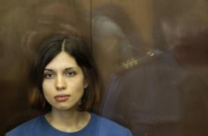 Толоконникову доставили в Красноярский край