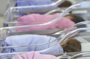 Мальчики чаще рождаются недоношенными, чем девочки