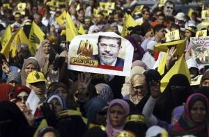 В Египте начинается суд над свергнутым президентом Мурси