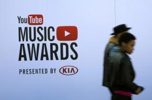 В США вручили первую музыкальную премию YouTube