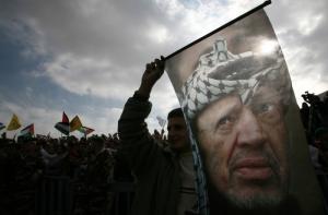 Назван подозреваемый в смерти Арафата