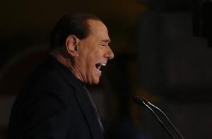 Сильвио Берлускони исключили из сената Италии