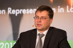 Премьер не доволен резкими телодвижениями нацблока