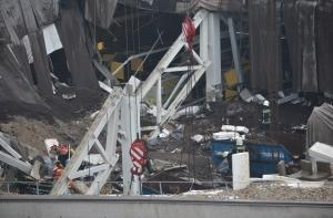 Два британских пилота AirBaltic выбрались из рушащейся Maxima