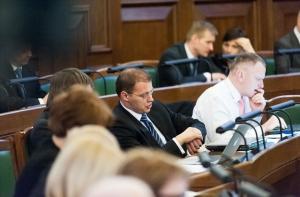 Нацобъединение «кинуло» партнеров по коалиции