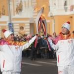 На олимпийском факелоносце в Абакане загорелась одежда