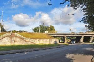 С Брасовского моста съехал грузовик (АУДИО)