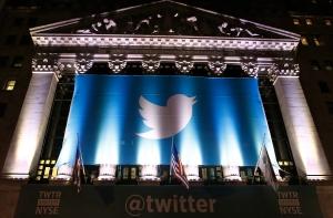 Twitter в первые минуты торгов подорожал на 80 процентов