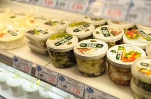 Латвия четвертая в ЕС по приросту оборота розничной торговли