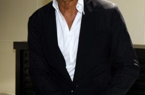 Армани займется строительством в Китае