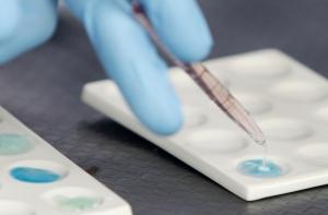 Российских школьников начали тестировать на наркотики