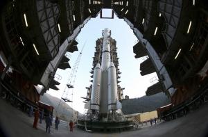 Сегодня вечером на Луне должен появиться флаг КНР