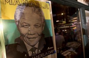 Похороны Манделы отложены на неделю