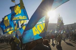 Оппозиция признала невозможность сместить Януковича до 2015 года