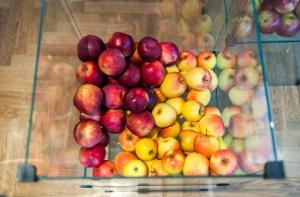 Яблоко перед едой поможет похудеть