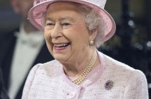Елизавета II уличила охрану в воровстве
