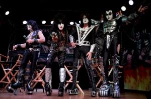 В США сгорел дом гитариста группы Kiss