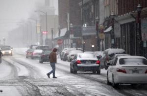 В США столкнулись более 50 автомобилей