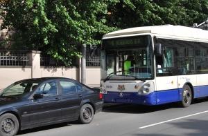 На улице Гоголя произошли перебои в движении транспорта (АУДИО)