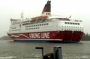 В Балтийском море сел на мель паром Viking Line