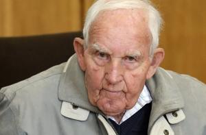 В Германии потребовали посадить пожизненно 92-летнего ветерана СС