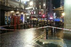 Потолок обрушился в лондонском театре, есть пострадавшие (ФОТО,ВИДЕО)