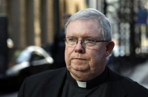 В США освободили осужденного за покрывательство педофила священника