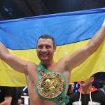 Виталий Кличко отказался от титула чемпиона мира по боксу