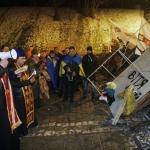 Вооруженные протестующие идут в центр Киева (ФОТО)