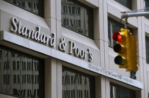 Standard&Poor’s повысил прогноз рейтинга Латвии