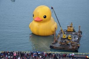 В Тайване взорвалась гигантская надувная утка