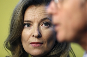 Супруга Олланда на неопределенный срок останется в больнице